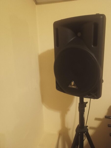 Boxe concert Behringer 250/ 400 W absolut noi,